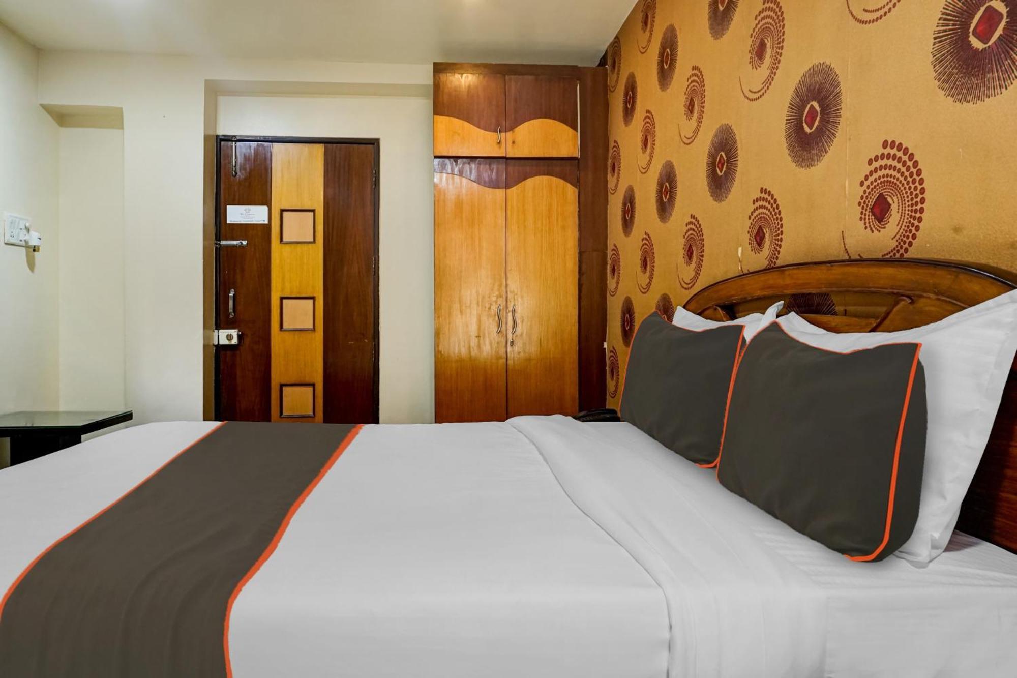 Hotel Galaxy Residency Kalyani Nagar Πούνε Εξωτερικό φωτογραφία